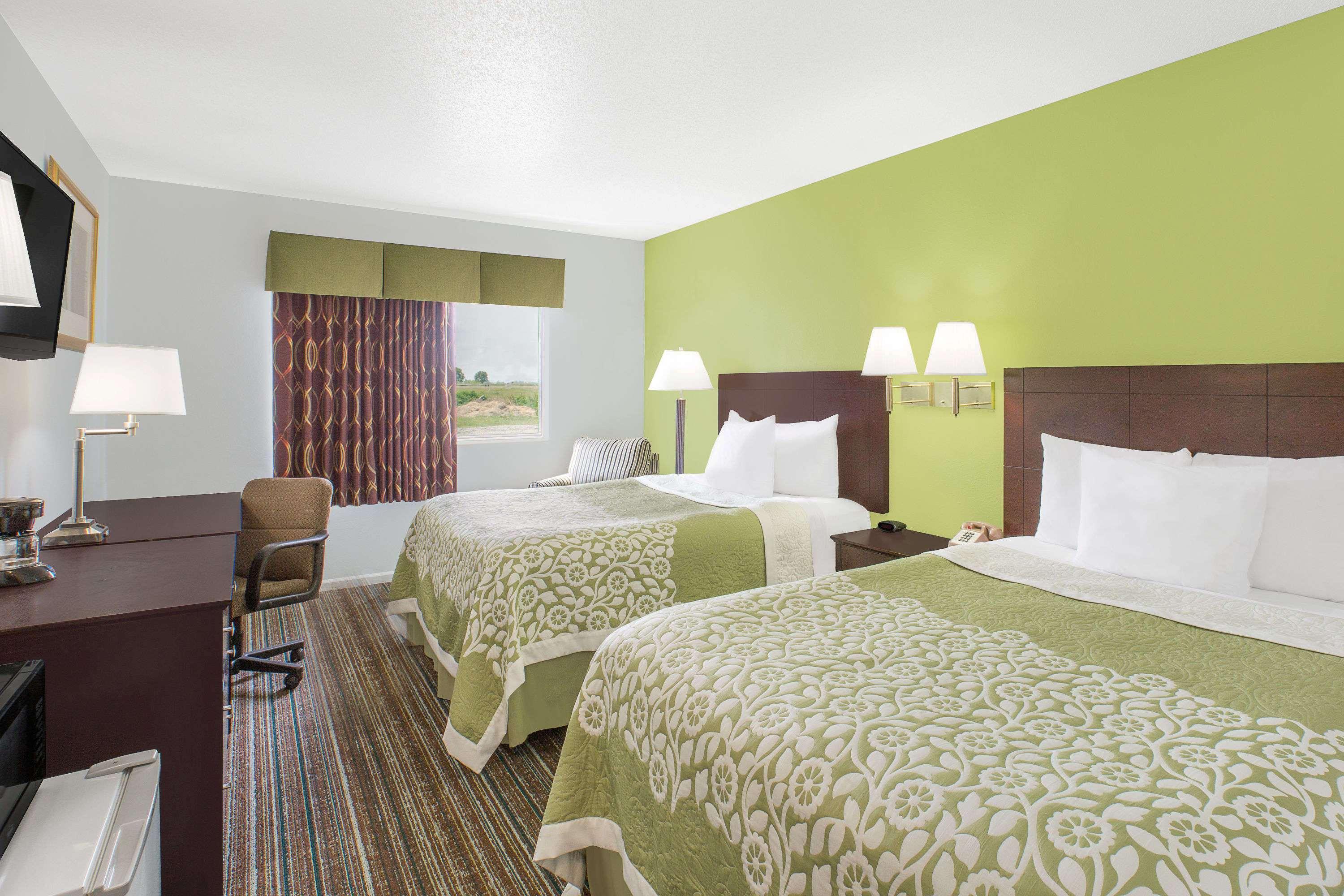 Days Inn By Wyndham York Bagian luar foto